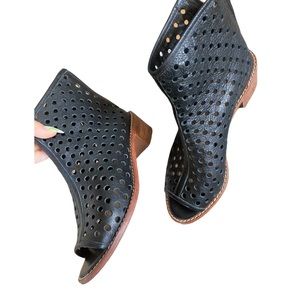 Loeffler Randal | Perforated leather open toe booties